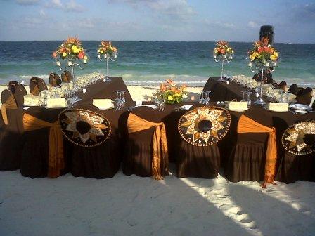 Mexican beach wedding reception