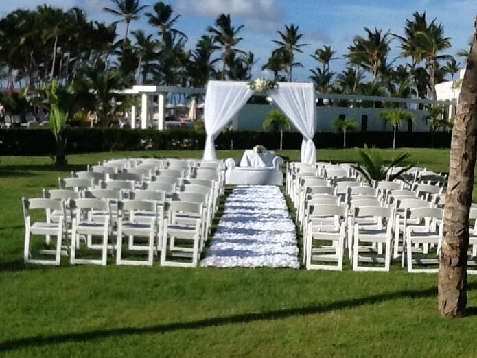 Riu Palace Bavaro Punta Cana garden weddingure