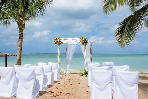 Riu Jamaica Beach wedding