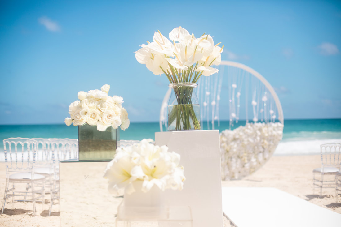 Destination weddings on the beach